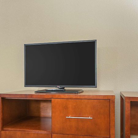 Comfort Suites Бейтсвилл Экстерьер фото