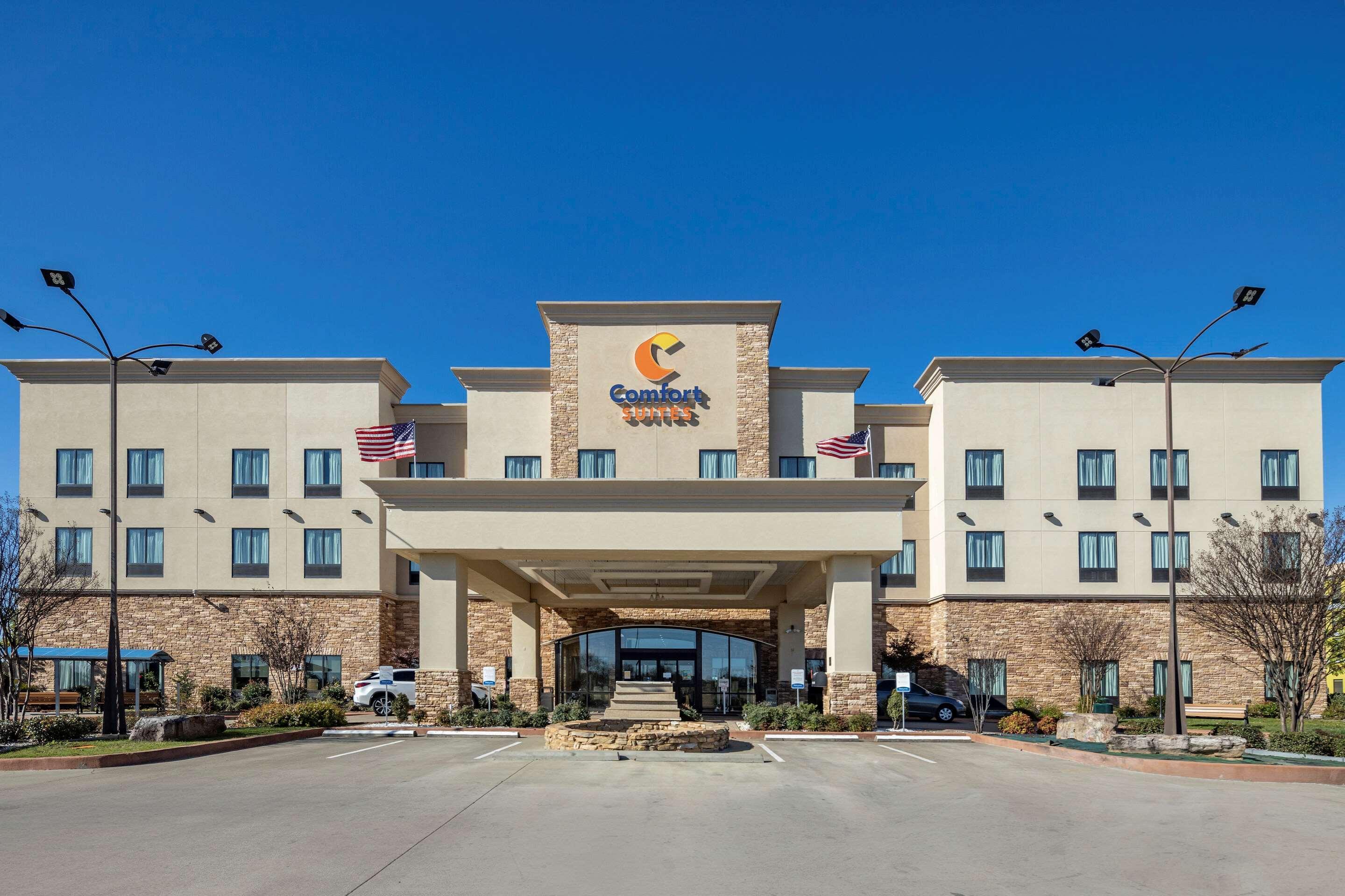 Comfort Suites Бейтсвилл Экстерьер фото