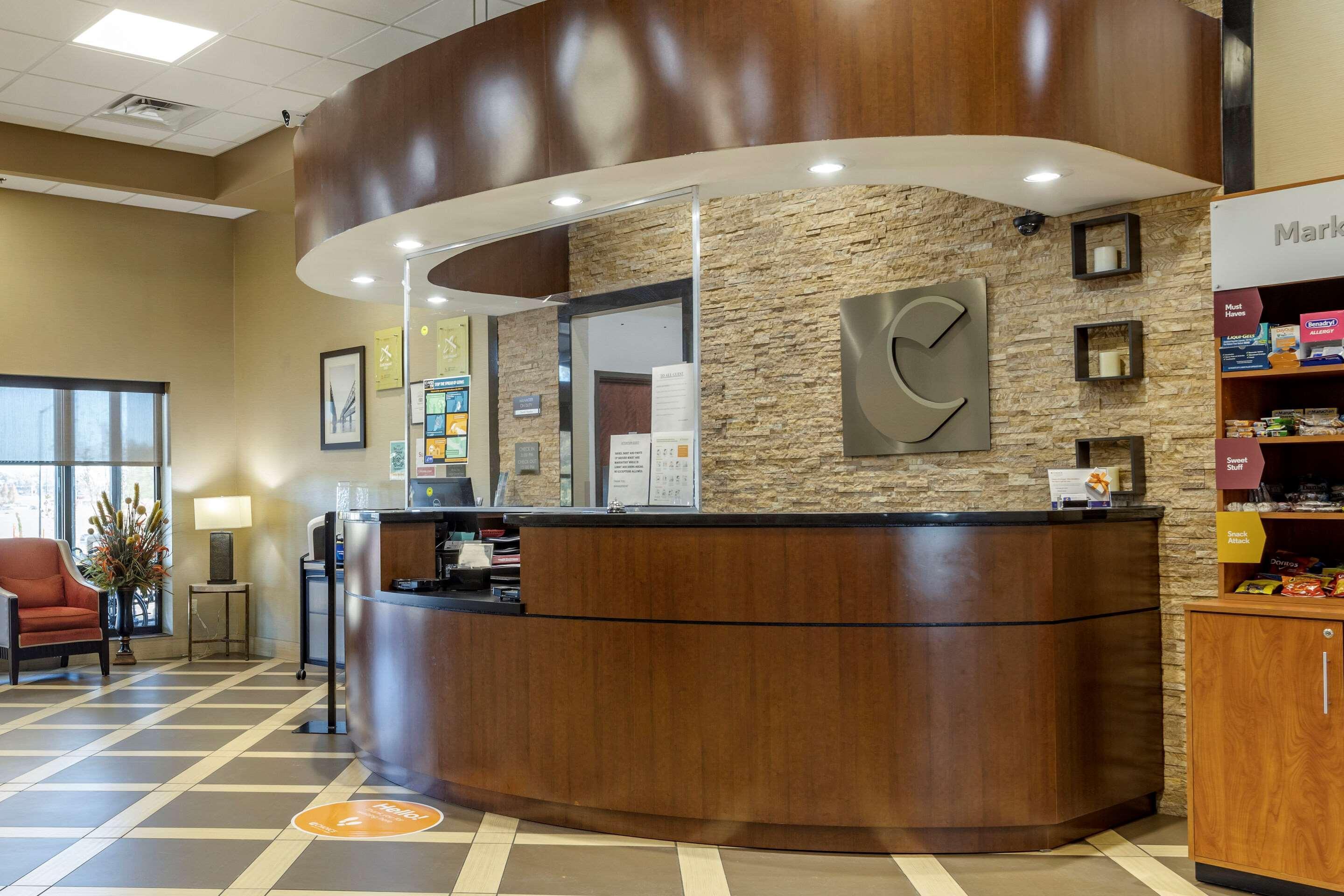 Comfort Suites Бейтсвилл Экстерьер фото